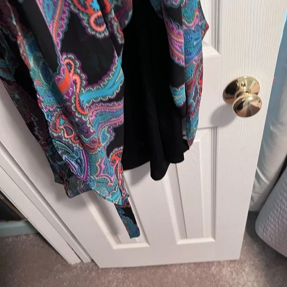 Paisley black & colors midi dress size 16. Fully lined new with tags. - Picture 4 of 5